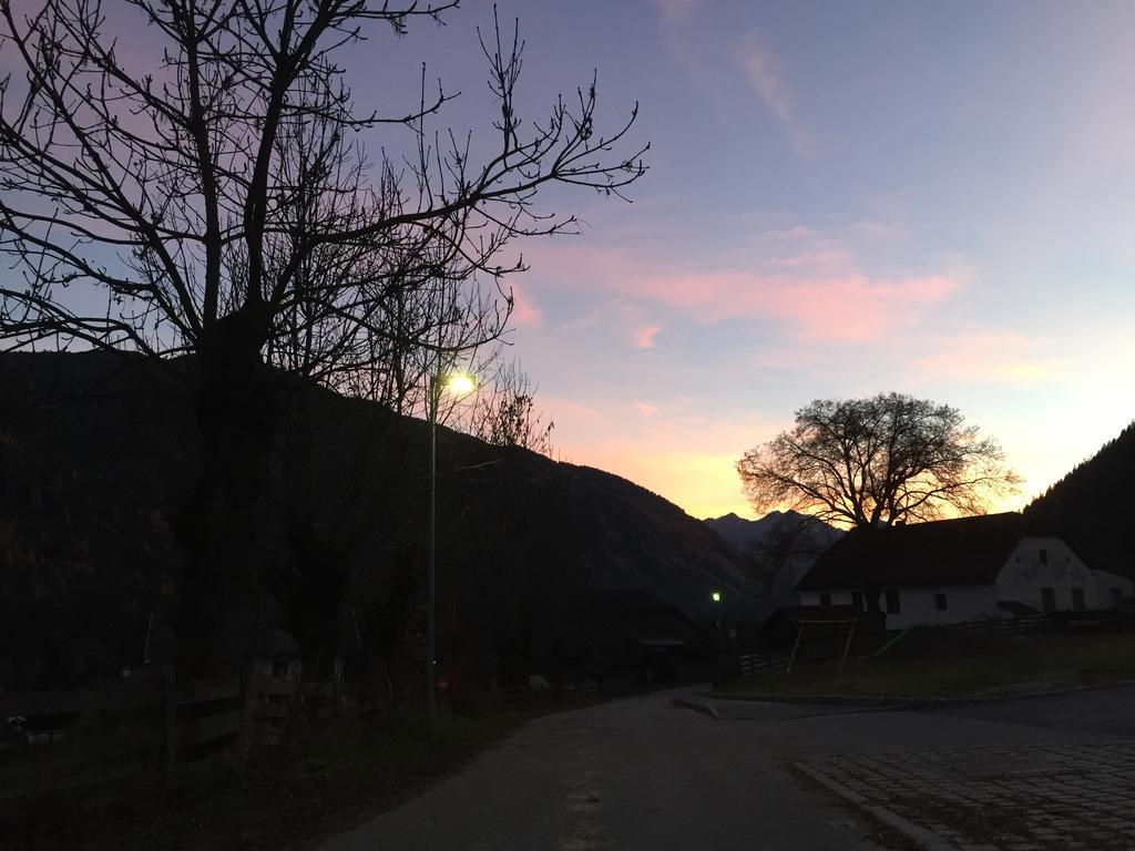 圣瓦尔布格公寓旅馆 安泰塞尔瓦·迪·梅佐 外观 照片